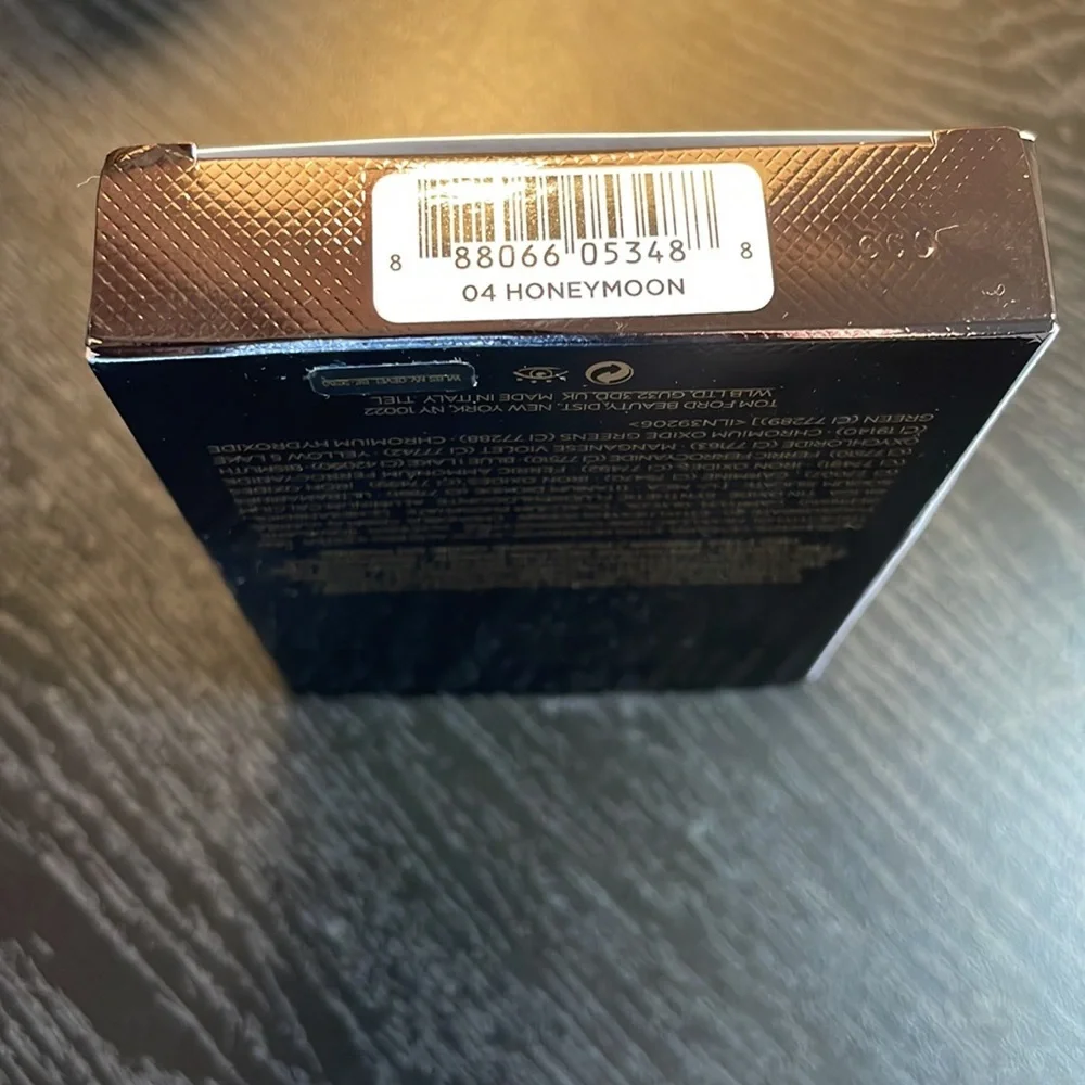 TOM FORD EYE COLOR QUAD Honeymoon 04
